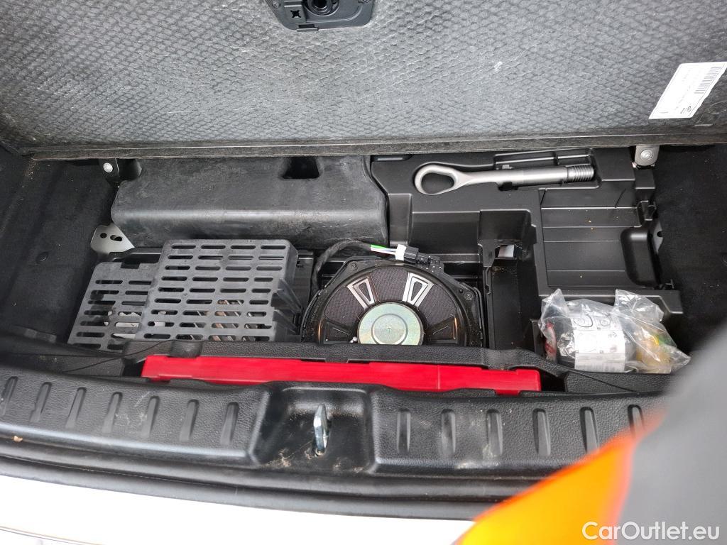  Mercedes  GLA MERCEDES-BENZ  / 2020 / 5P / SUV 1.3  250 e AMG LINE DCT #12