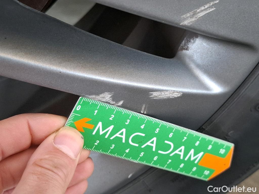  Mercedes  A-Klasse MERCEDES-BENZ Classe A Compact 5p Berline A 200 Business Line 7G-DCT #14