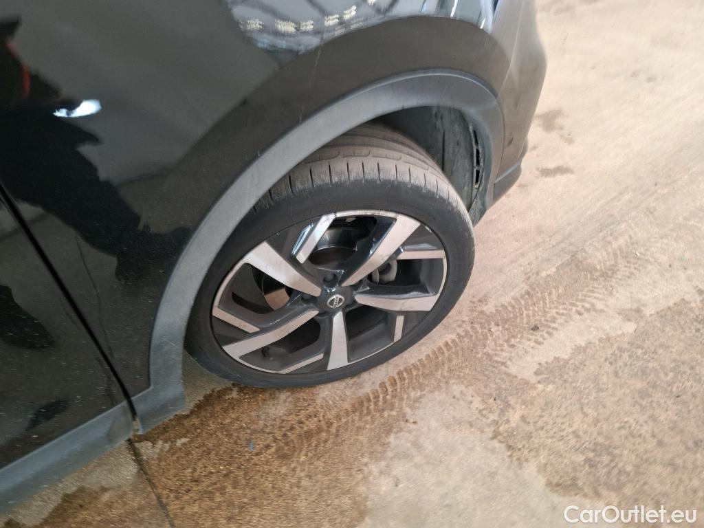 Nissan  Qashqai NISSAN  / 2017 / 5P / Crossover 1.3 DIG-T 140 Tekna #16