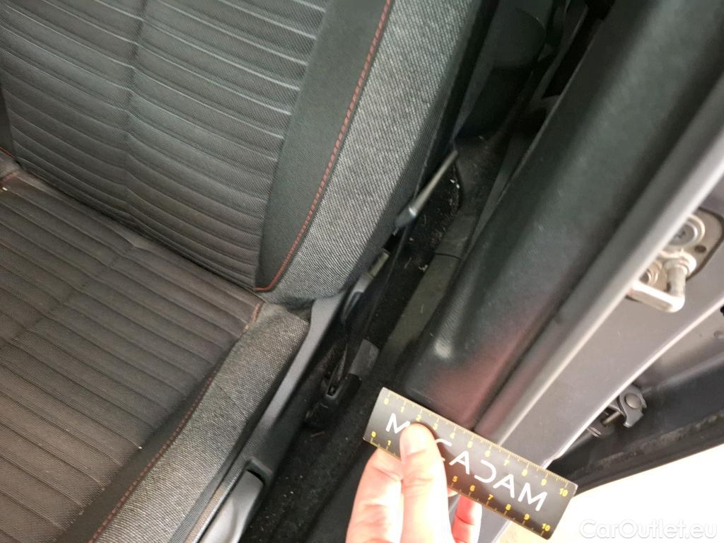  Peugeot  2008  Active Business 1.5 HDi 100CV BVM6 E6d #1