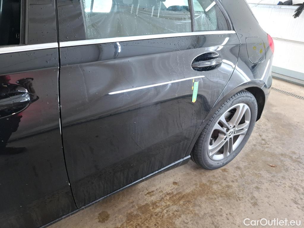  Mercedes  A-Klasse MERCEDES-BENZ Classe A Compact 5p Berline A 200 Business Line 7G-DCT #27