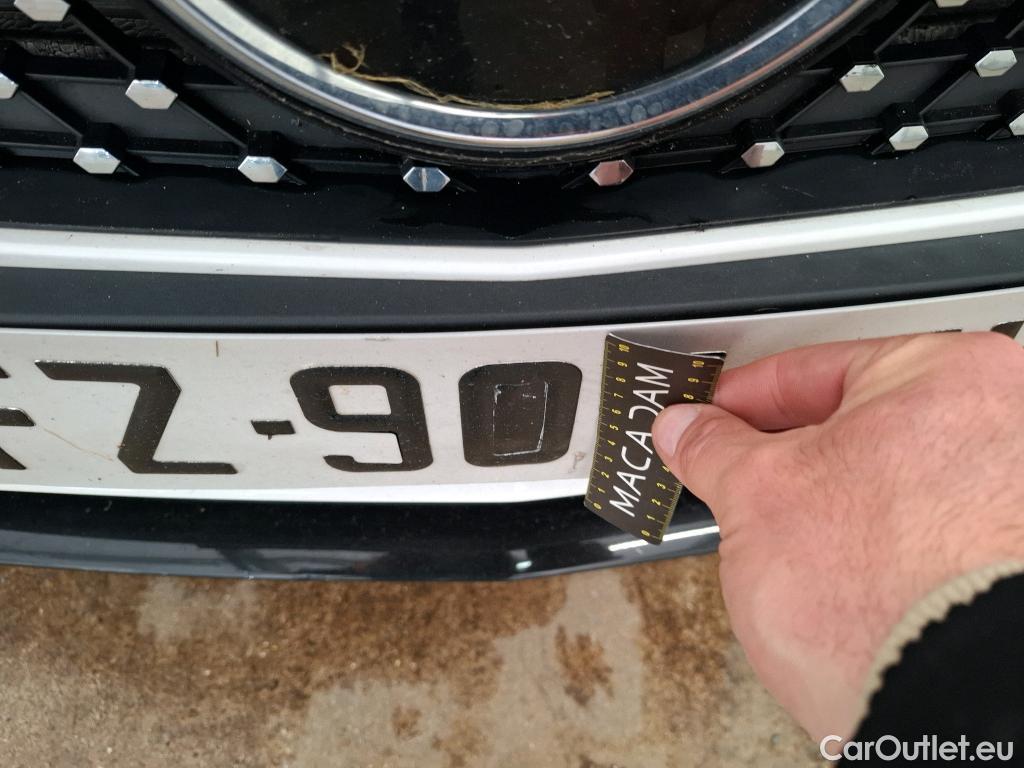  Mercedes  GLA MERCEDES-BENZ  / 2020 / 5P / SUV 1.3  250 e AMG LINE DCT #26