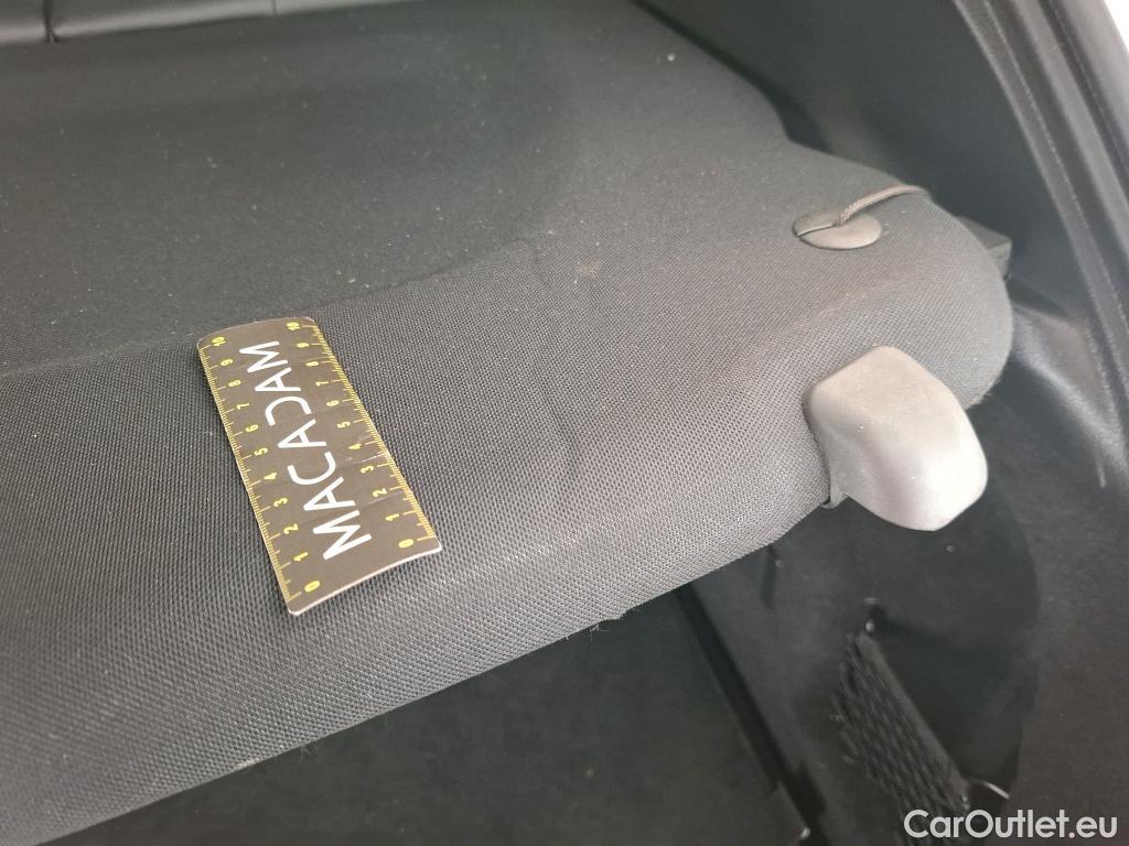  Mercedes  GLA MERCEDES-BENZ  / 2020 / 5P / SUV 1.3  250 e AMG LINE DCT #14