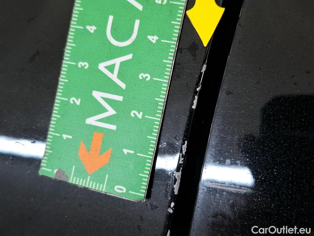  Mercedes  A-Klasse MERCEDES-BENZ Classe A Compact 5p Berline A 200 Business Line 7G-DCT #26