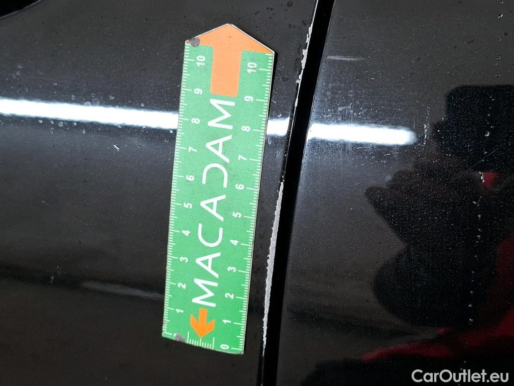  Mercedes  A-Klasse MERCEDES-BENZ Classe A Compact 5p Berline A 200 Business Line 7G-DCT #25