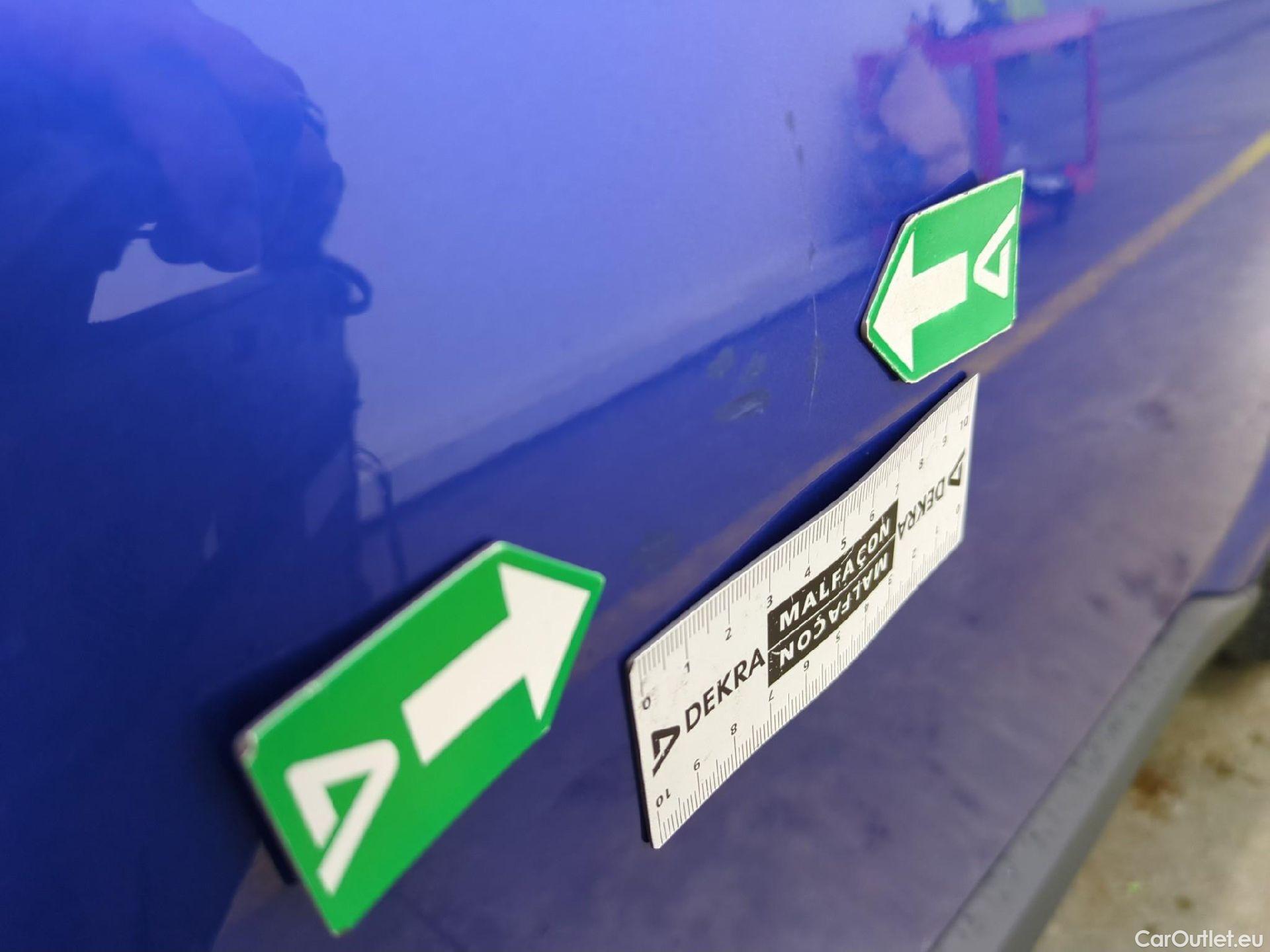  Toyota  C-HR TOYOTA  / 2016 / 5P / SUV 2.0 Hybride 184 Dynamic Business Beyond #7