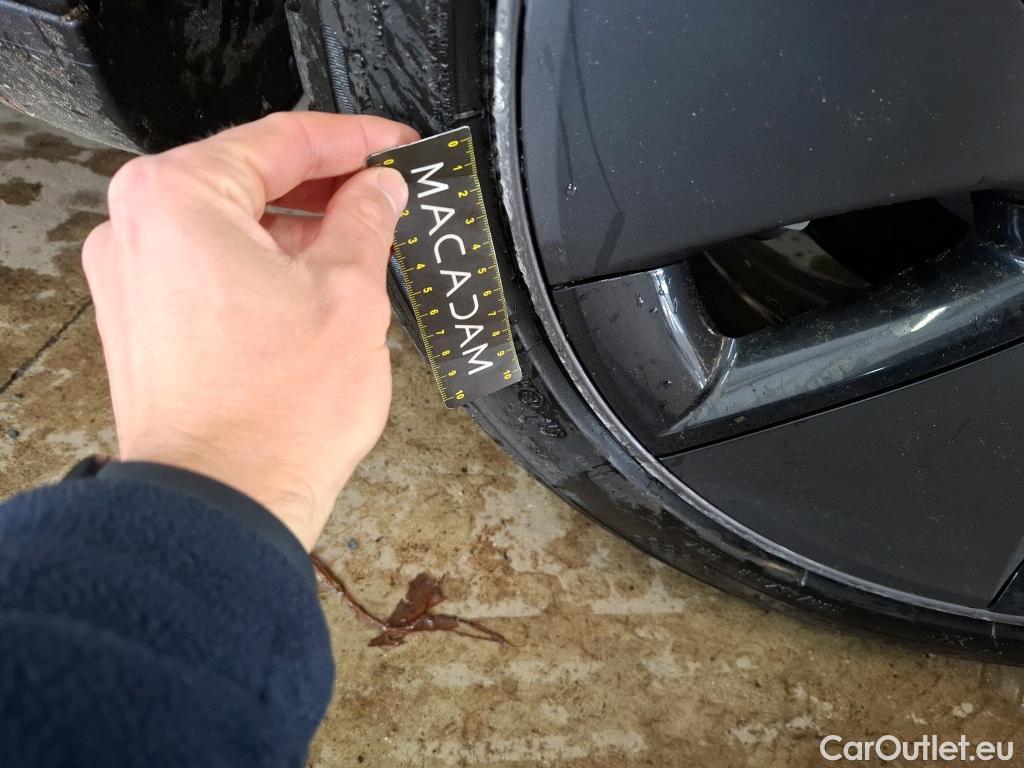  Tesla  Model 3 TESLA  / 2018 / 4P / Berline Grande Autonomie #27