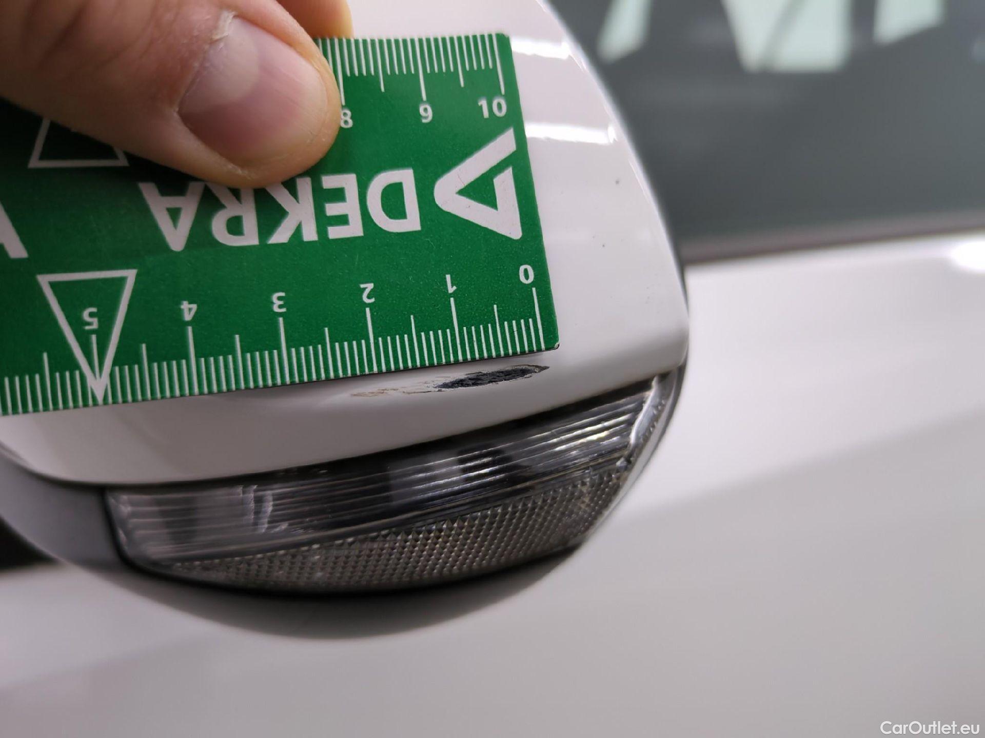  Toyota  Corolla TOYOTA  Touring Sports / 2018 / 5P / Break Hybride 122h Dynamic Business Stage Acad #2