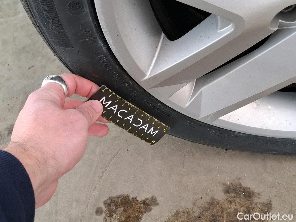  Renault  Clio  V Business 1.6 E-TECH Hybrid 140CV BVA6 E6d #27