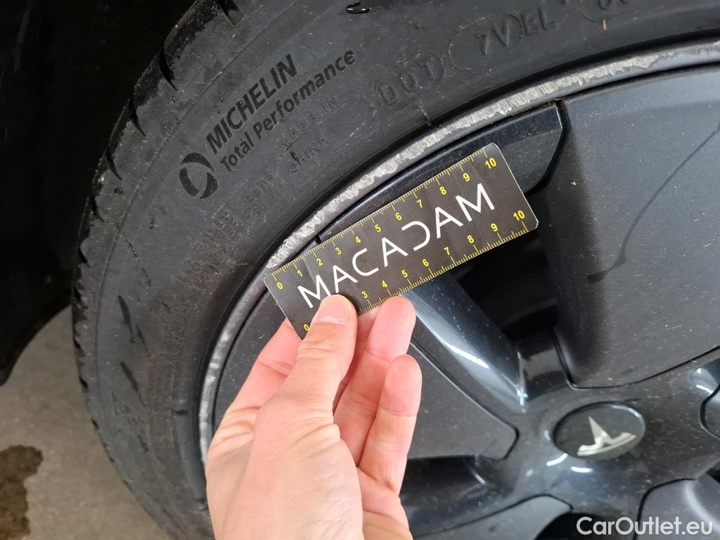  Tesla  Model 3 TESLA  / 2018 / 4P / Berline Grande Autonomie #17