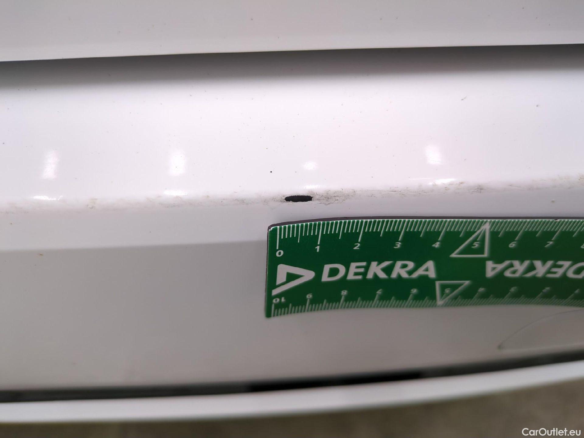  Toyota  Corolla TOYOTA  Touring Sports / 2018 / 5P / Break Hybride 122h Dynamic Business Stage Acad #14