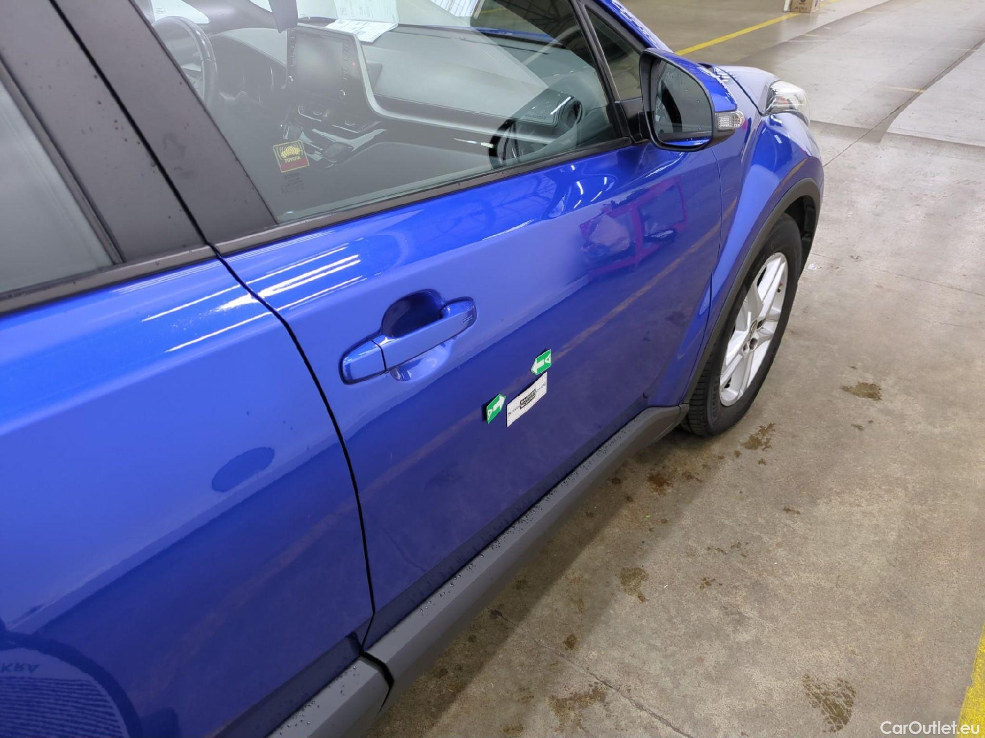  Toyota  C-HR TOYOTA  / 2016 / 5P / SUV 2.0 Hybride 184 Dynamic Business Beyond #6