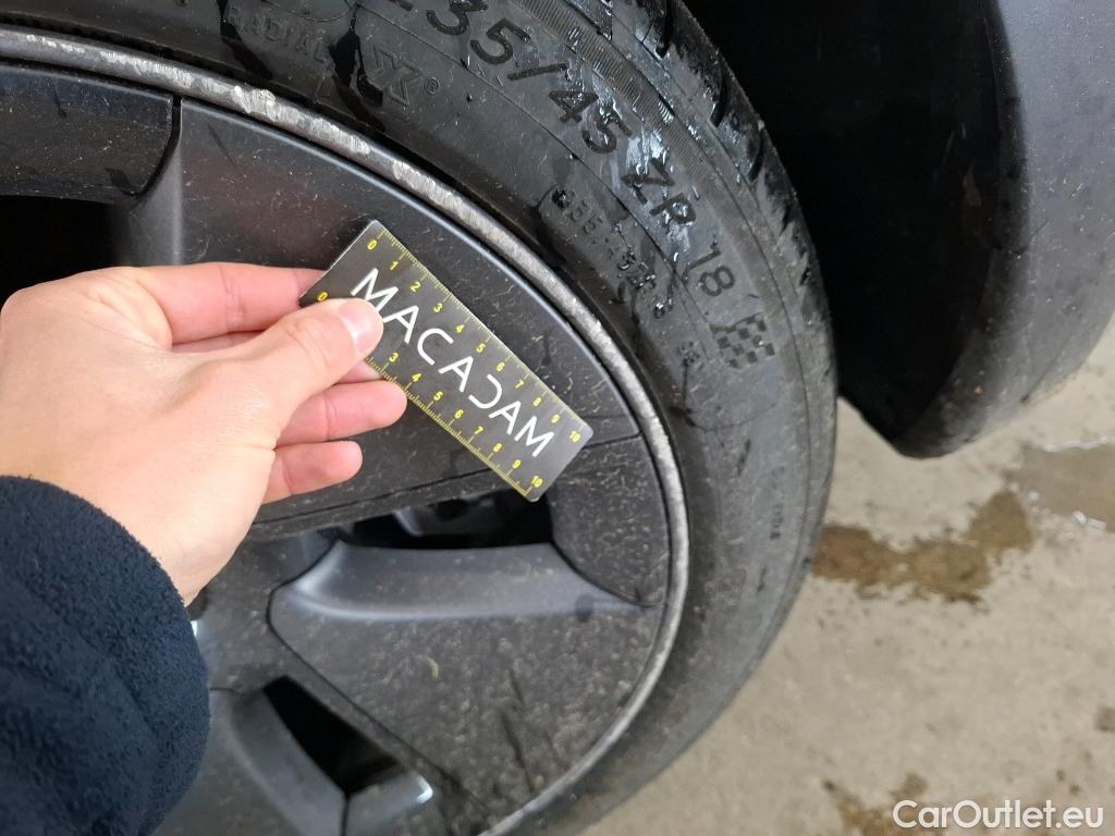  Tesla  Model 3 TESLA  / 2018 / 4P / Berline Grande Autonomie #18