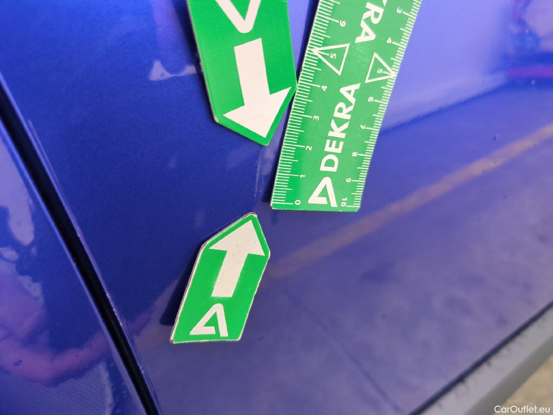  Toyota  C-HR TOYOTA  / 2016 / 5P / SUV 2.0 Hybride 184 Dynamic Business Beyond #5