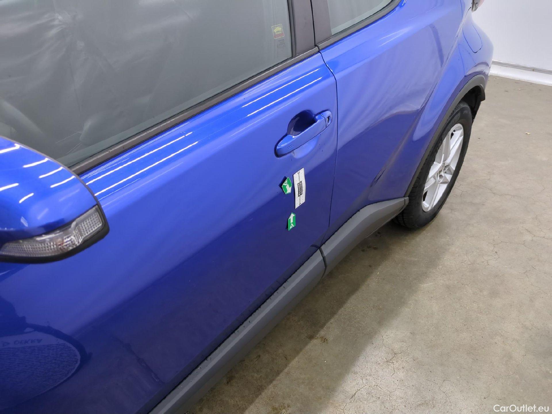  Toyota  C-HR TOYOTA  / 2016 / 5P / SUV 2.0 Hybride 184 Dynamic Business Beyond #13