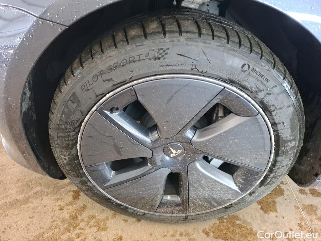  Tesla  Model 3 TESLA  / 2018 / 4P / Berline Grande Autonomie #12