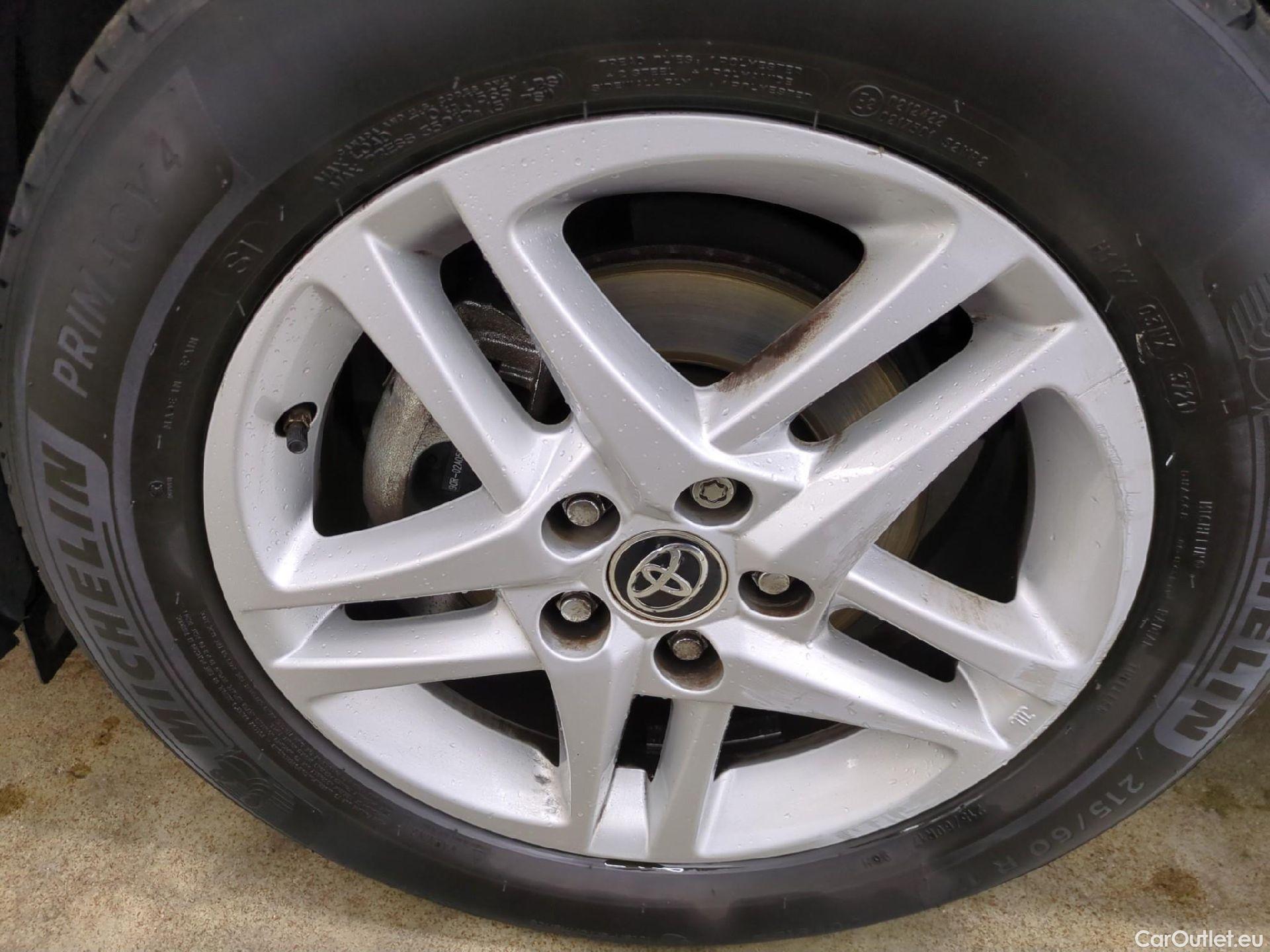  Toyota  C-HR TOYOTA  / 2016 / 5P / SUV 2.0 Hybride 184 Dynamic Business Beyond #1