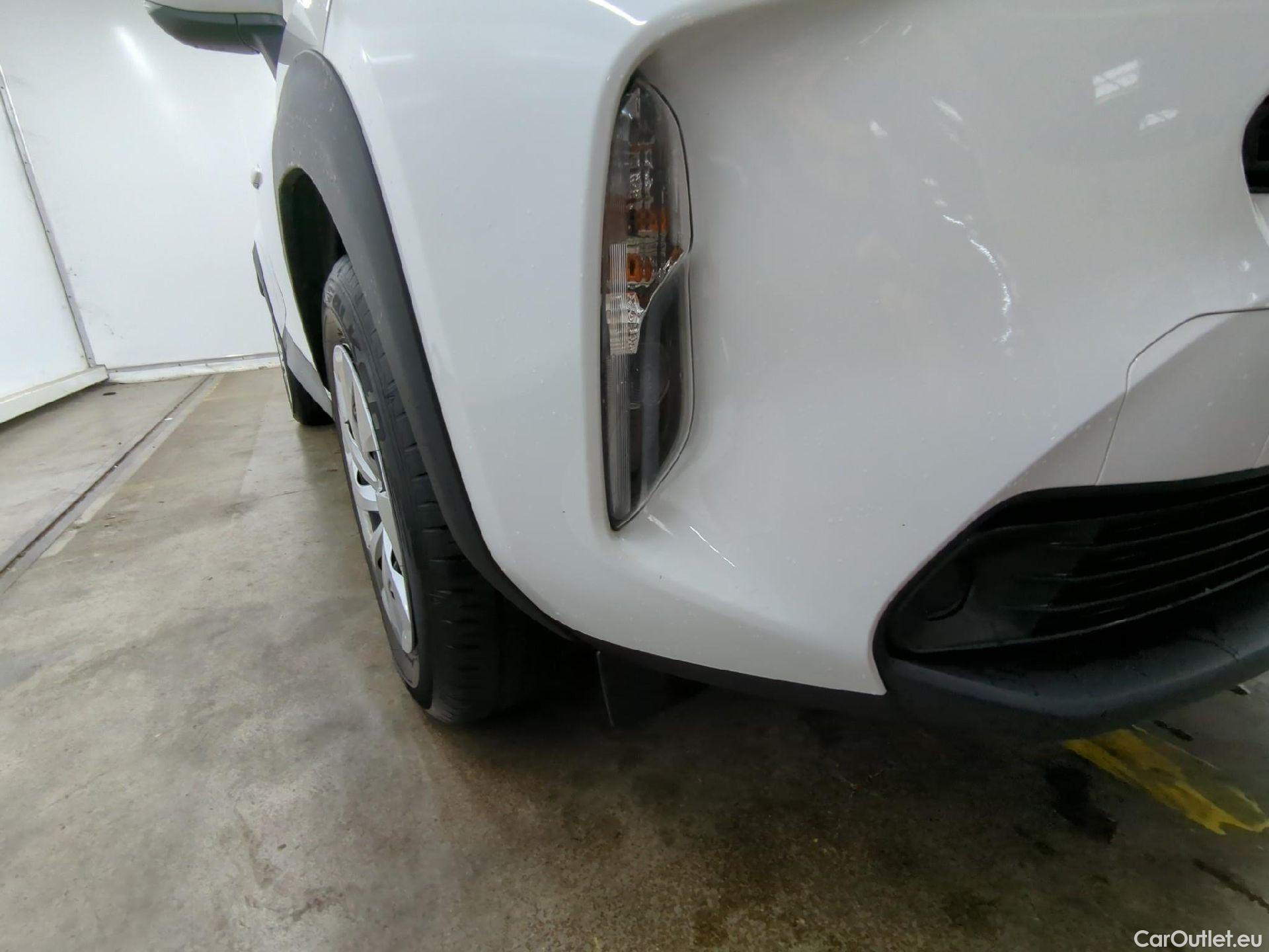  Toyota  Yaris Cross TOYOTA  Hybride / 2021 / 5P / SUV 1.5 HYBRID 116H DYNAMIC AUTO #1