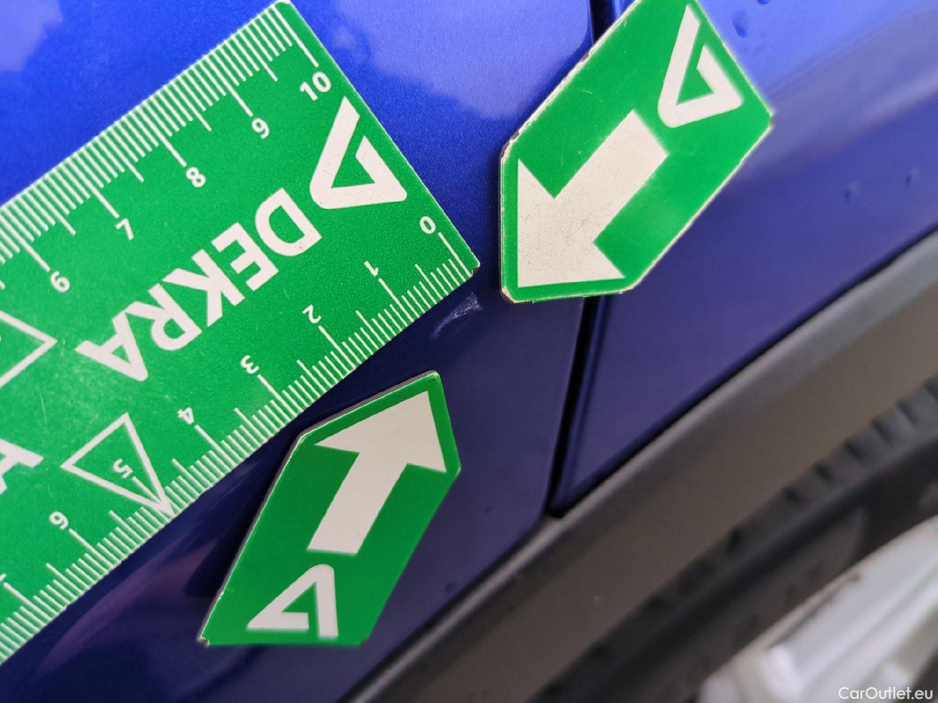  Toyota  C-HR TOYOTA  / 2016 / 5P / SUV 2.0 Hybride 184 Dynamic Business Beyond #17