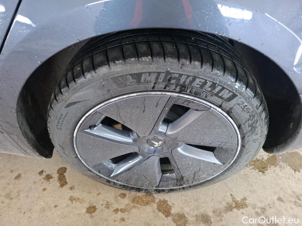  Tesla  Model 3 TESLA  / 2018 / 4P / Berline Grande Autonomie #15