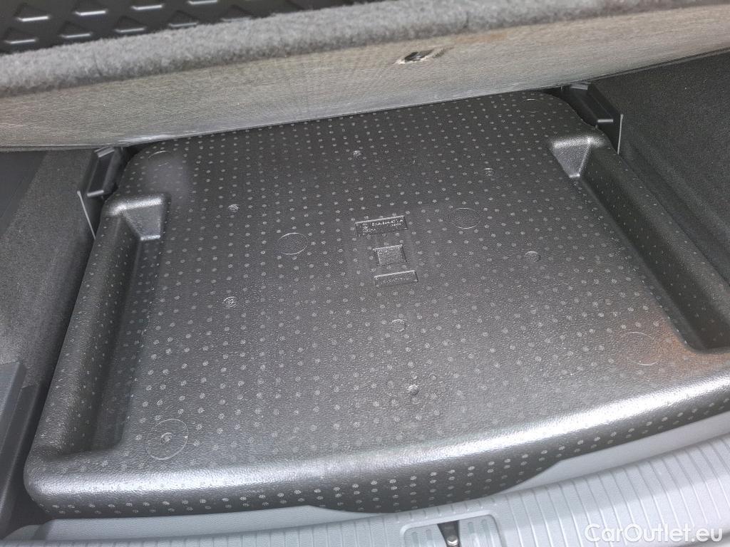  Volkswagen  Tiguan VOLKSWAGEN  / 2020 / 5P / SUV 1.4 eHybrid 245 DSG6 Elegance Exclusive #2