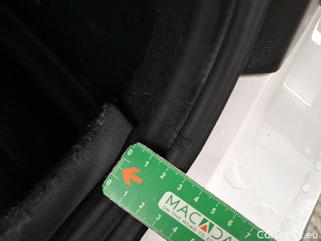  Citroen  C3  Société Feel 1.5 BlueHDI 100CV BVM6 E6d #2