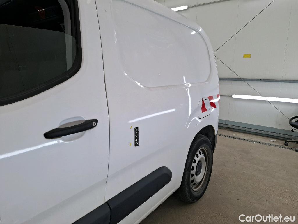  Citroen  Berlingo  Fourgon Worker M 1000 1.2 PureTech 130CV BVA8 E6d #39
