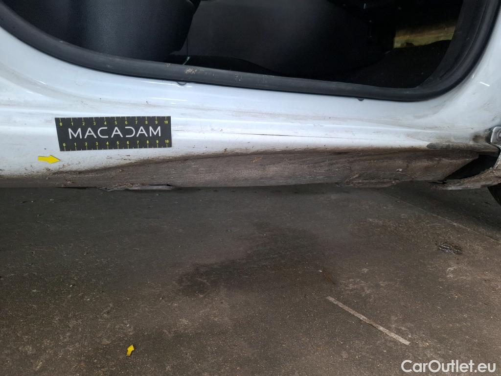  Renault  Clio  IV Air 1.5 dCi 75CV BVM5 E6 #2