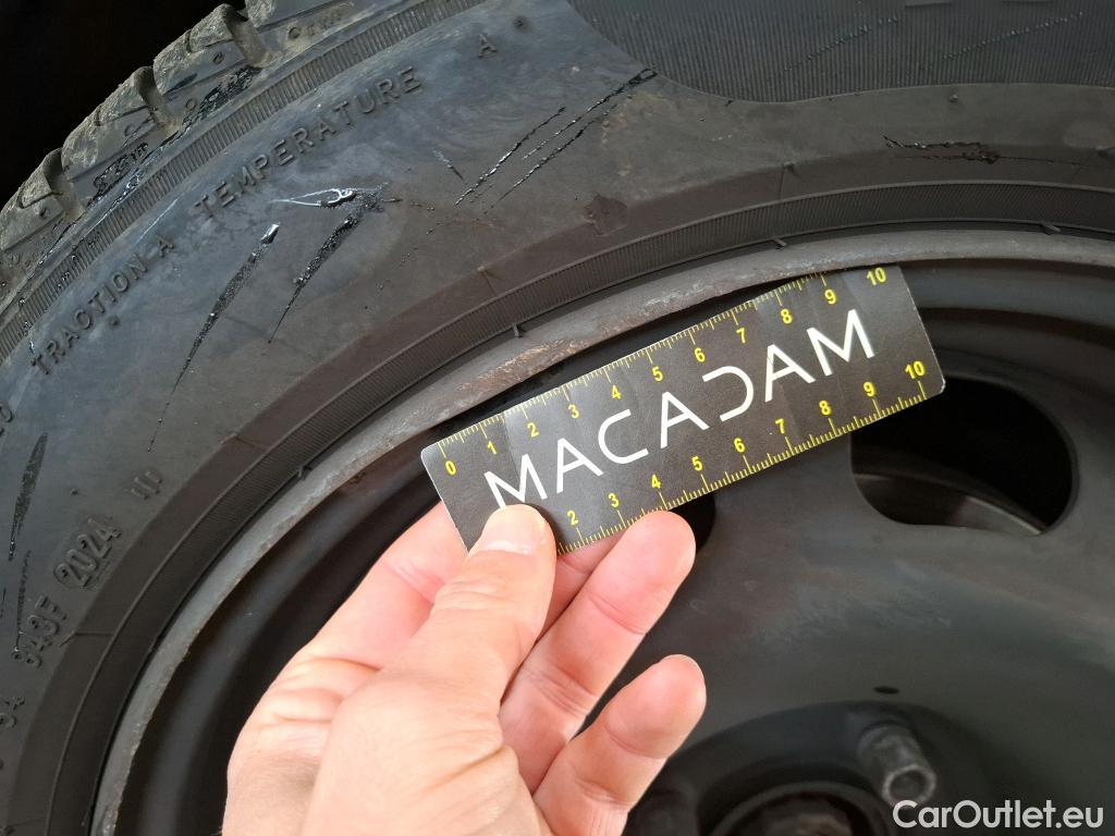  Peugeot  208  Active Pack 1.2 PureTech 100CV BVA8 E6d #10