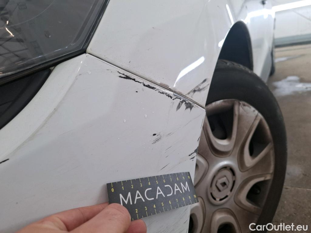  Renault  Clio  IV Air 1.5 dCi 75CV BVM5 E6 #12