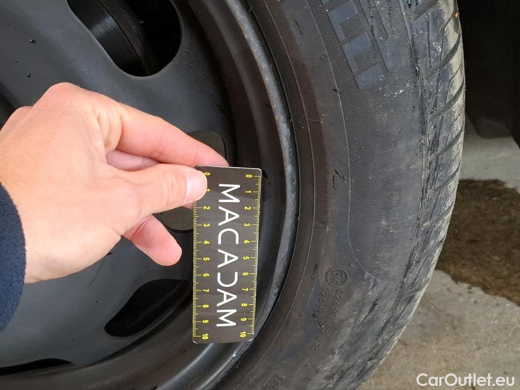  Peugeot  208  Active Pack 1.2 PureTech 100CV BVA8 E6d #7