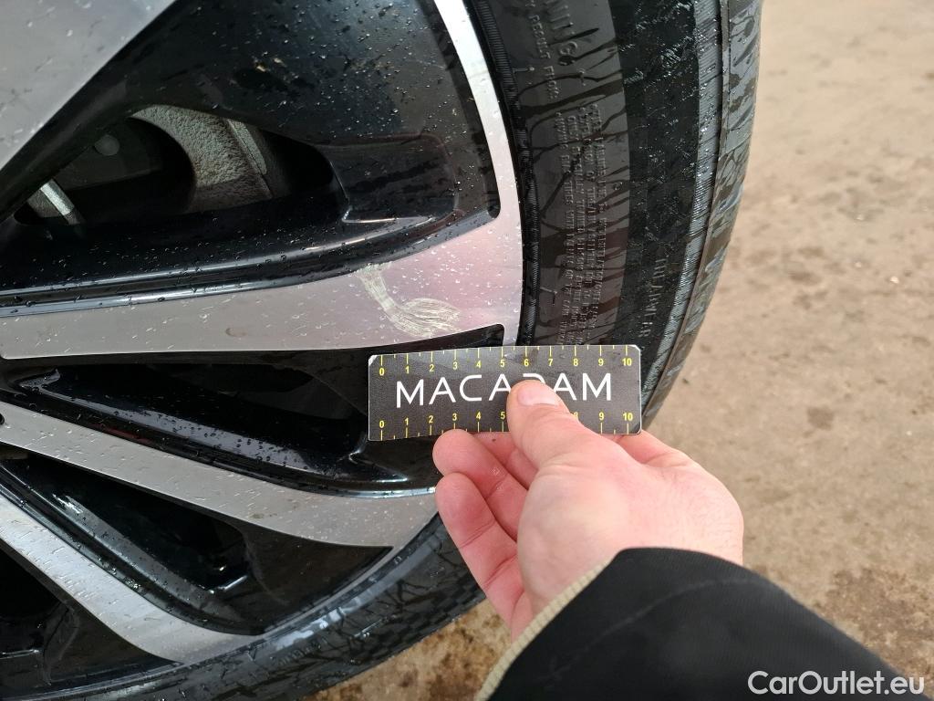  Mercedes  GLA MERCEDES-BENZ  / 2020 / 5P / SUV 1.3  250 e BUSINESS LINE DCT #13