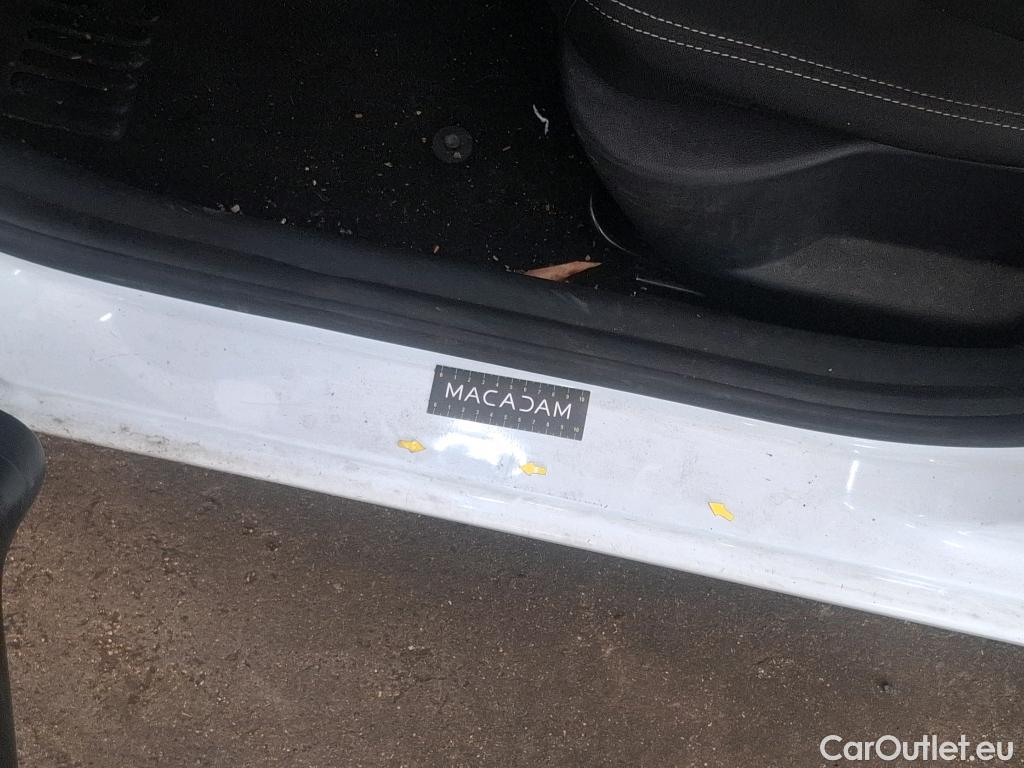  Renault  Clio  IV Air 1.5 dCi 75CV BVM5 E6 #123