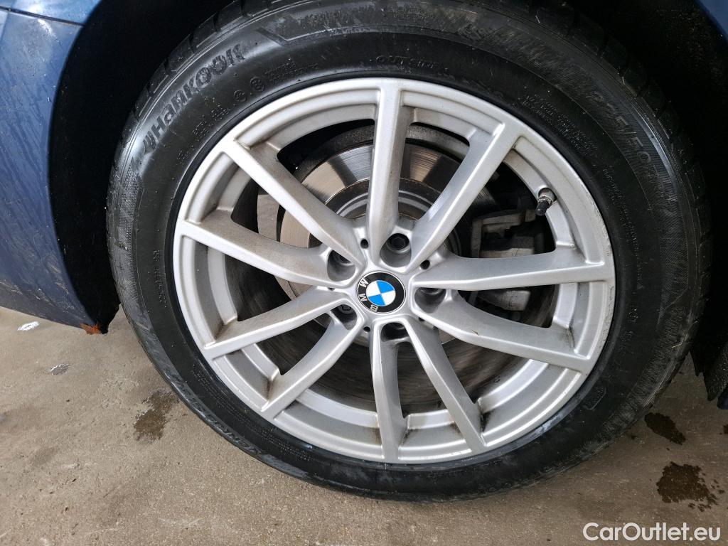  Bmw  Serie 3 BMW Série 3 Touring / 2022 / 5P / Break 318i 156ch Business Design BVA8 #5