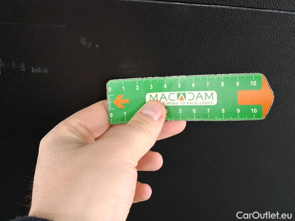  Renault  Captur RENAULT  / 2019 / 5P / SUV Intens E-TECH Plug-in 160 -21 #14