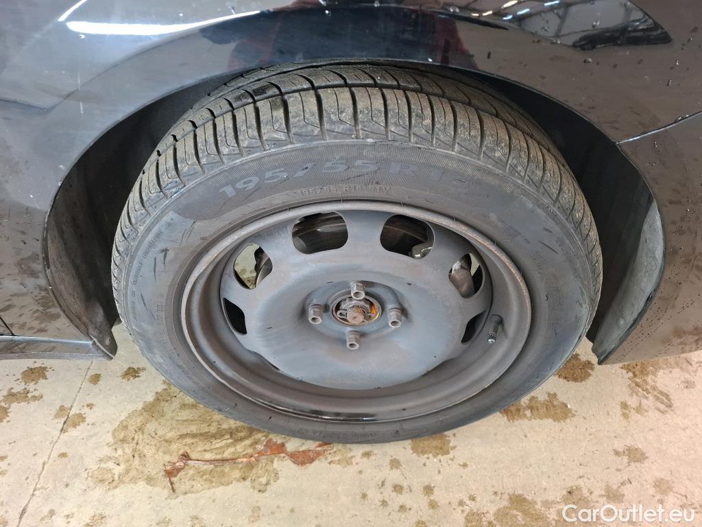  Peugeot  208  Active Pack 1.2 PureTech 100CV BVA8 E6d #8