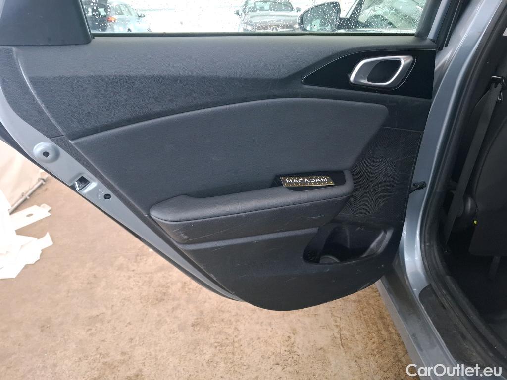  KIA  Cee'd Ceed Sportswagon Active 1.5 T-GDI 160CV BVM6 E6d #6