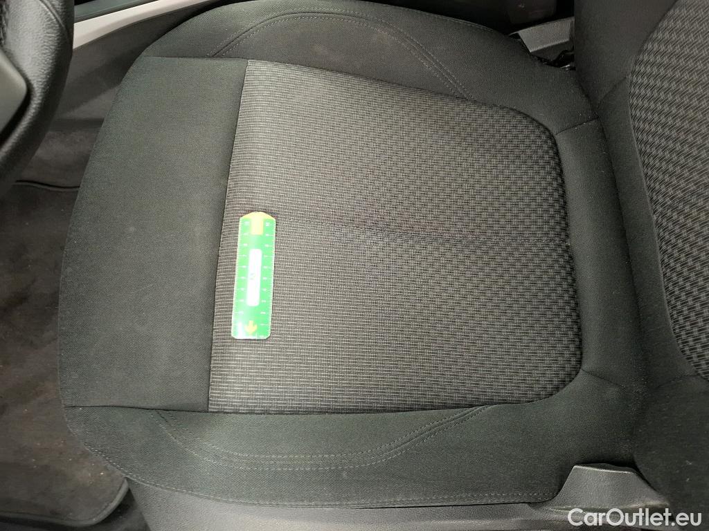  Bmw  Serie 1 BMW Série 1 / 2019 / 5P / Berline 116i DKG7 Business Design #21