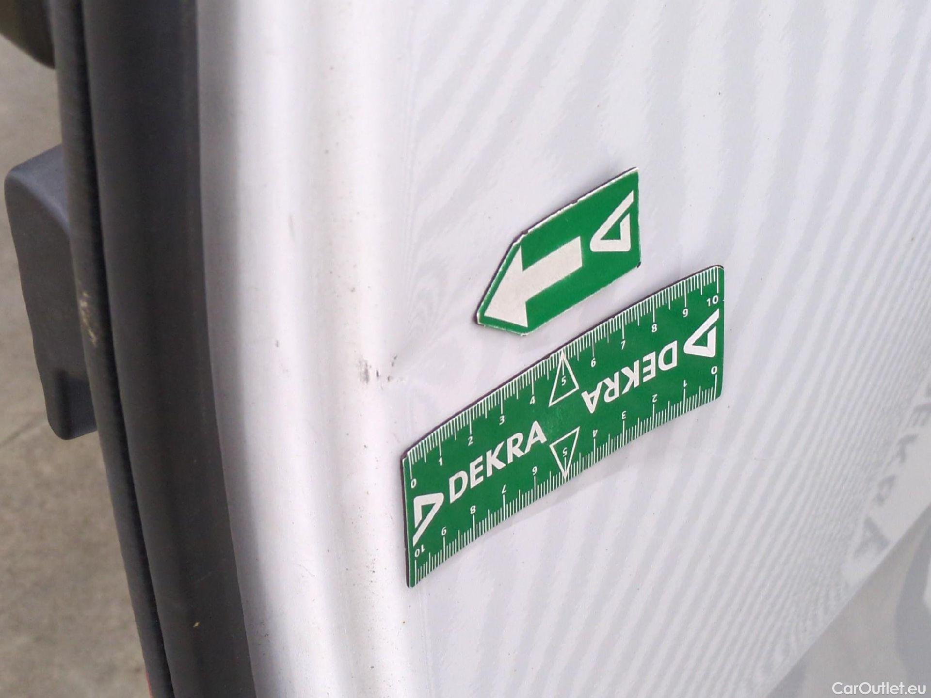  Renault  Kangoo  Express Extra (Série Spéciale) 1.5 dCi 75CV BVM5 E6 #52