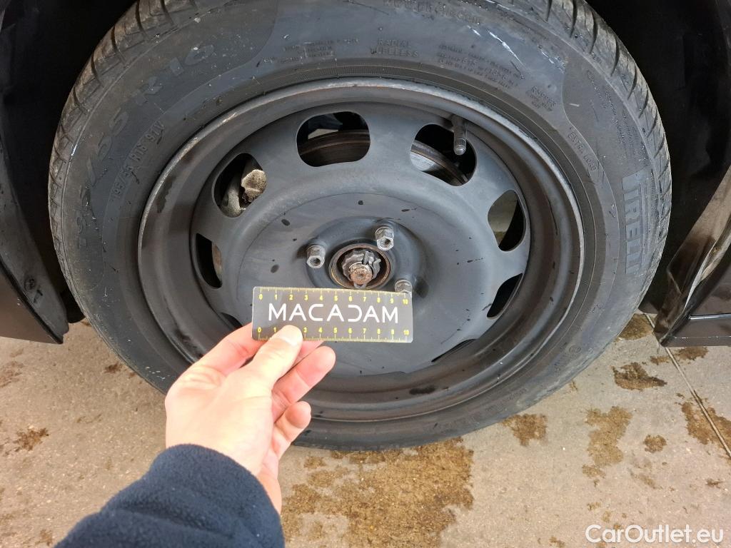  Peugeot  208  Active Pack 1.2 PureTech 100CV BVA8 E6d #19