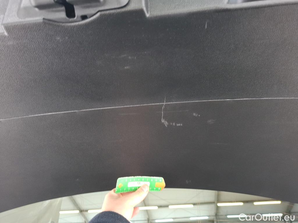  Renault  Captur RENAULT  / 2019 / 5P / SUV Intens E-TECH Plug-in 160 -21 #10