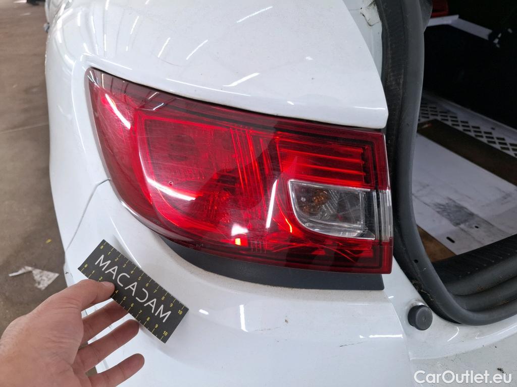  Renault  Clio  IV Air 1.5 dCi 75CV BVM5 E6 #119