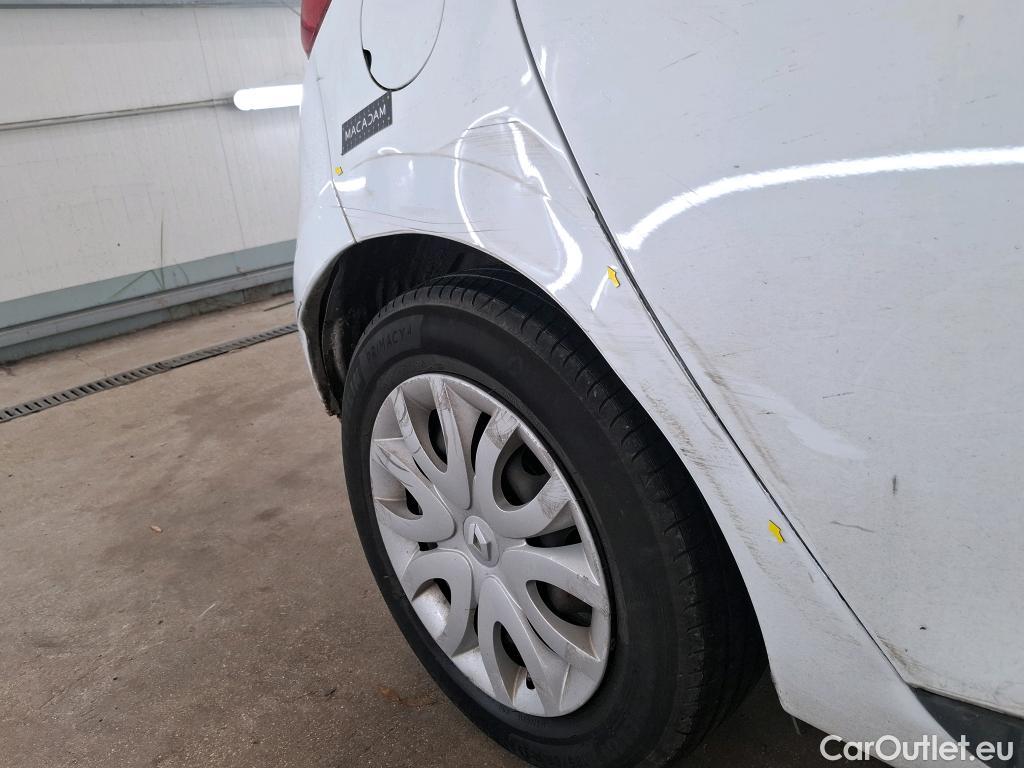  Renault  Clio  IV Air 1.5 dCi 75CV BVM5 E6 #73