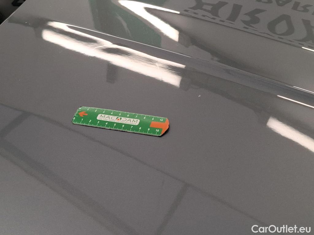  Bmw  Serie 1 BMW Série 1 / 2019 / 5P / Berline 116i DKG7 Business Design #5