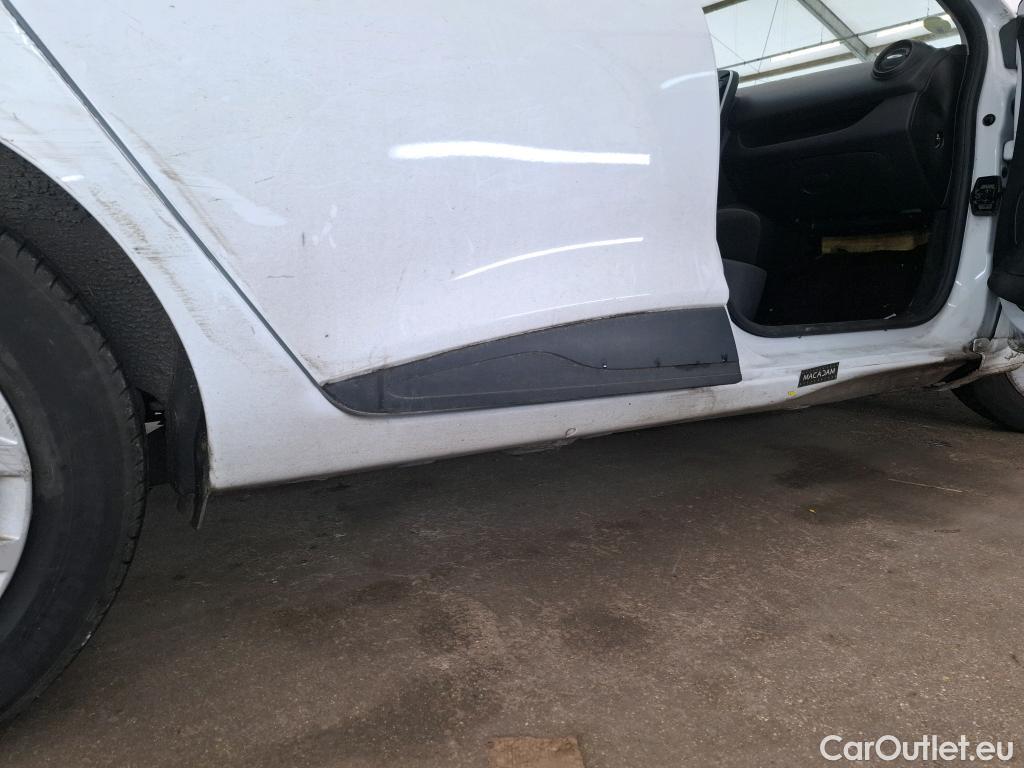  Renault  Clio  IV Air 1.5 dCi 75CV BVM5 E6 #1