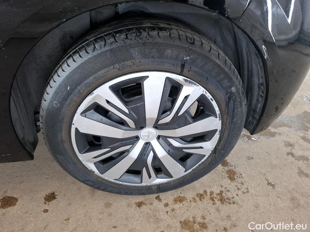  Peugeot  208  Active Pack 1.2 PureTech 100CV BVA8 E6d #14