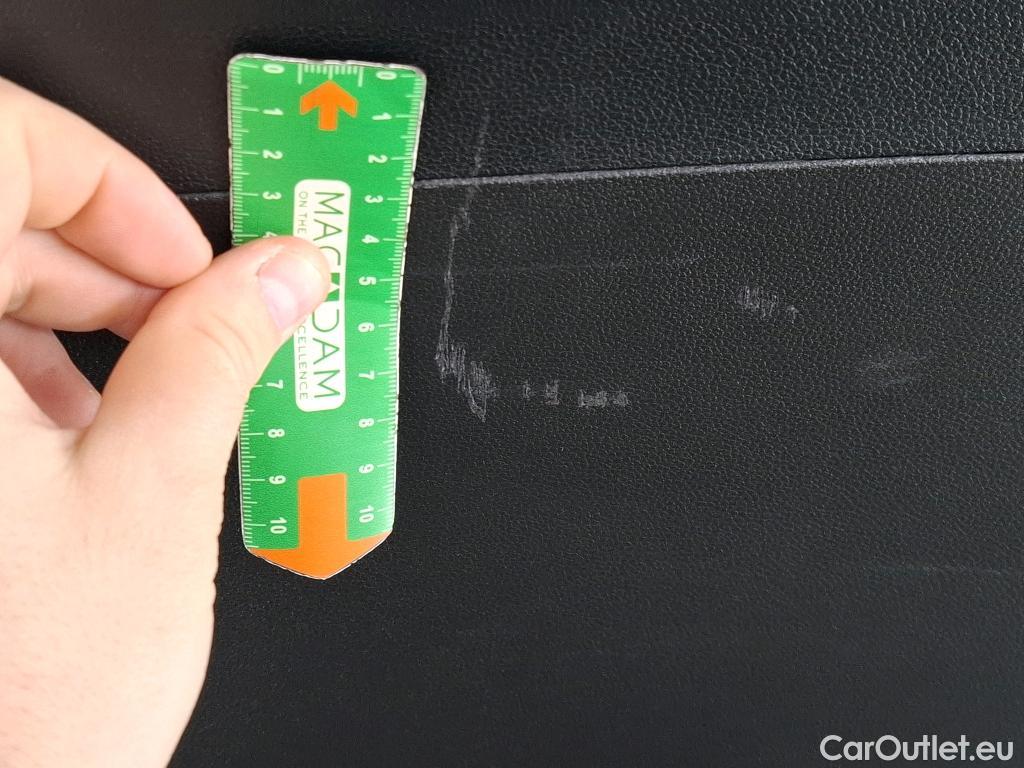  Renault  Captur RENAULT  / 2019 / 5P / SUV Intens E-TECH Plug-in 160 -21 #12