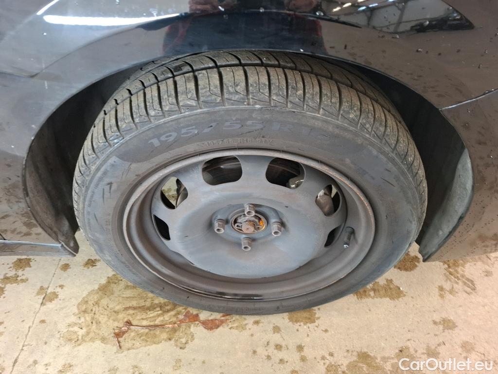  Peugeot  208  Active Pack 1.2 PureTech 100CV BVA8 E6d #20