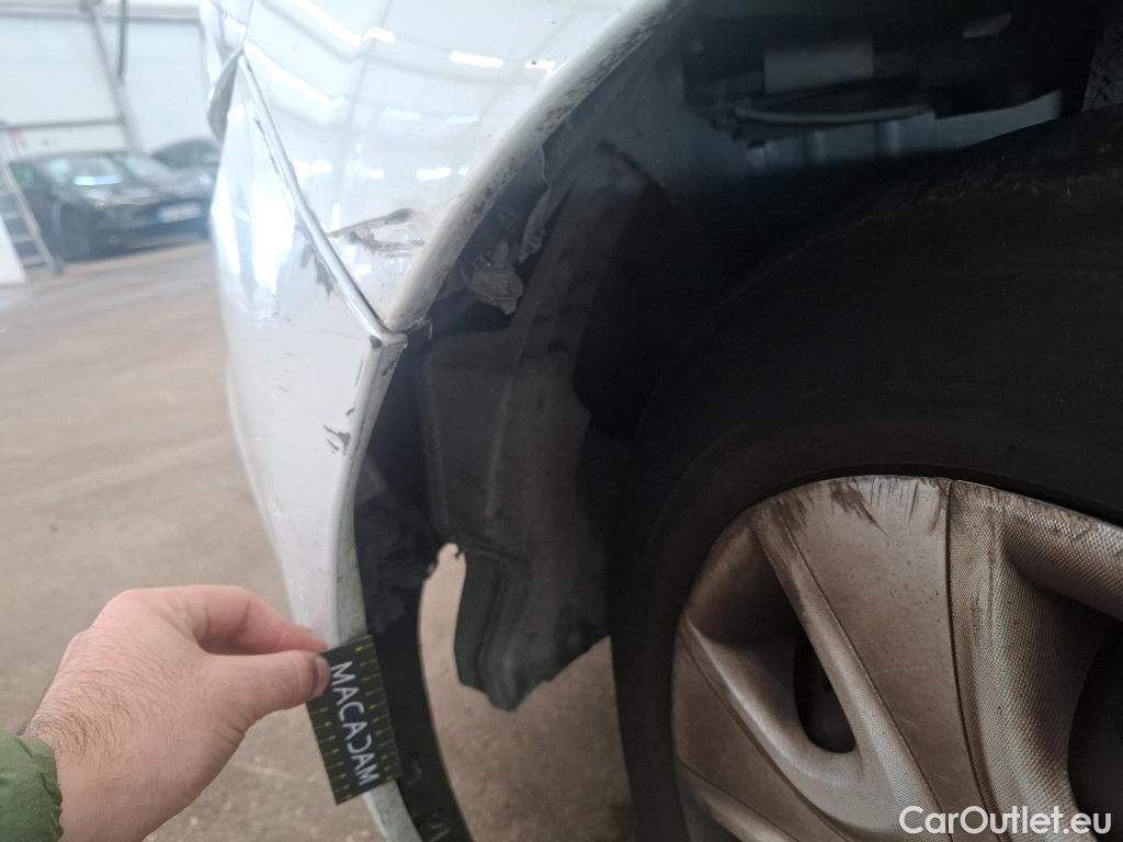  Renault  Clio  IV Air 1.5 dCi 75CV BVM5 E6 #180