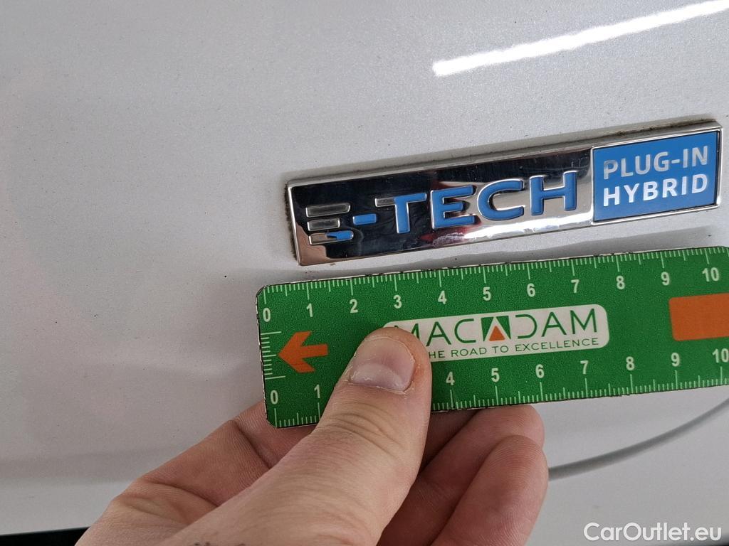  Renault  Captur RENAULT  / 2019 / 5P / SUV Intens E-TECH Plug-in 160 -21 #27